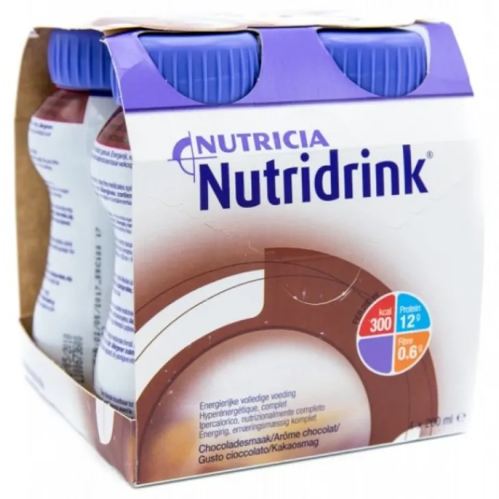 DANONE NUTRICIA SpA SOC.BEN. Nutridrink Gusto Cioccolato 4 x 200 ml - Integratore Nutrizionale Sale