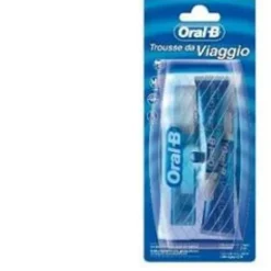 PROCTER & GAMBLE SRL Oral-B Trousse da Viaggio 1 Spazzolino + 2 Dentifrici 15 ml Best